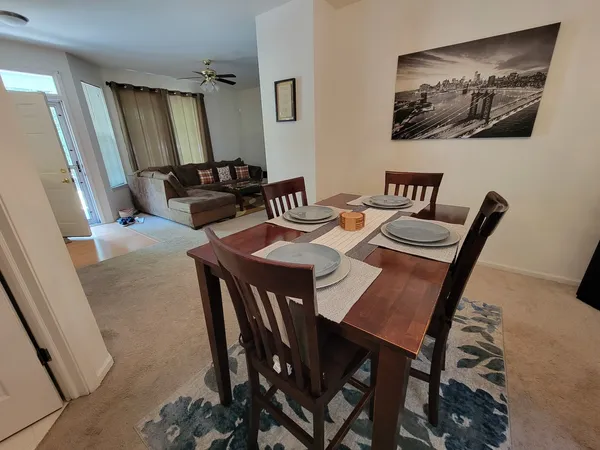 $243,000 | 1343 Providence Circle, Elgin, IL 60120