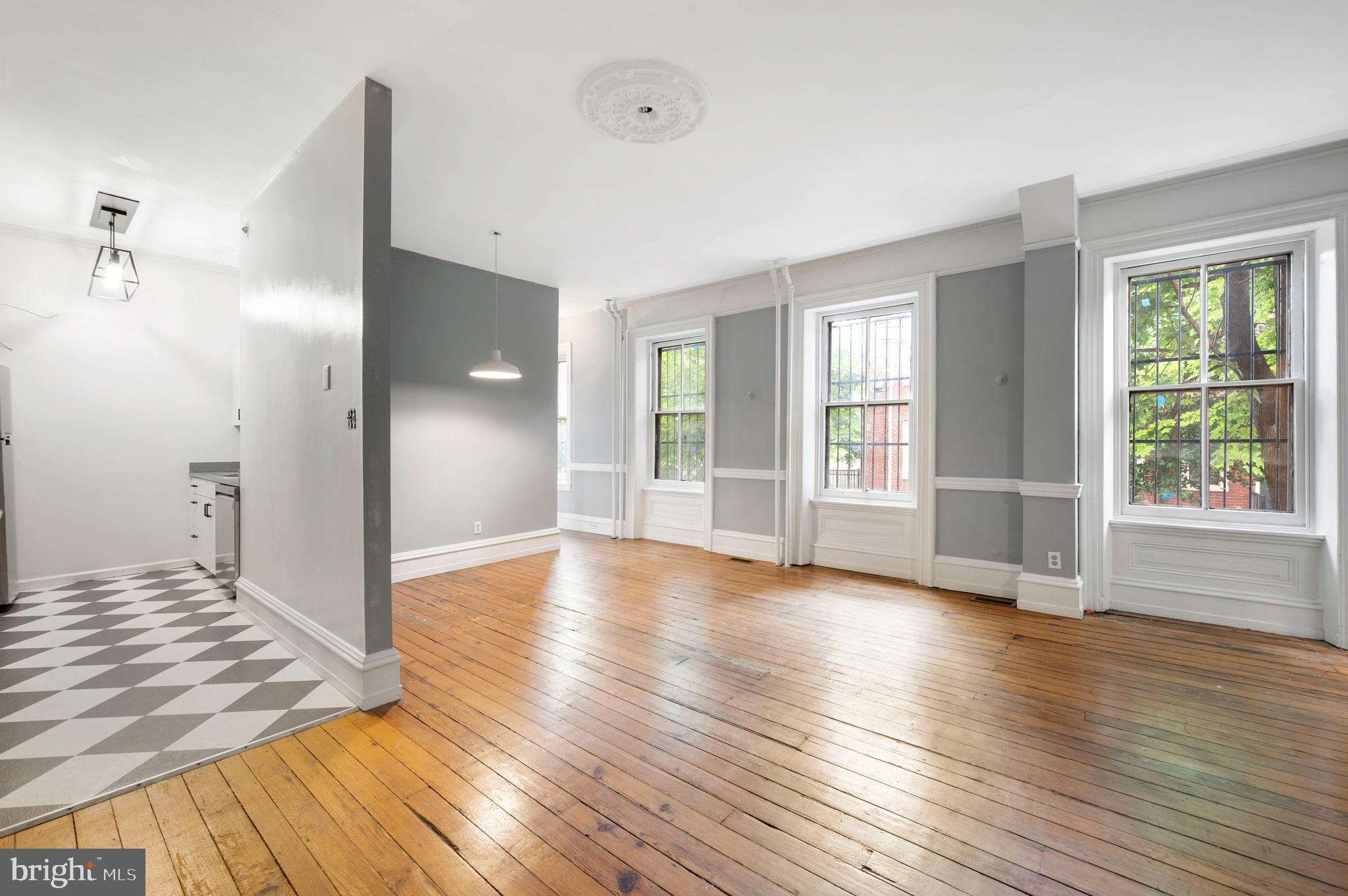 641 North 16th Street, Unit 1R Philadelphia, PA 19130 - Photo 2 of 14