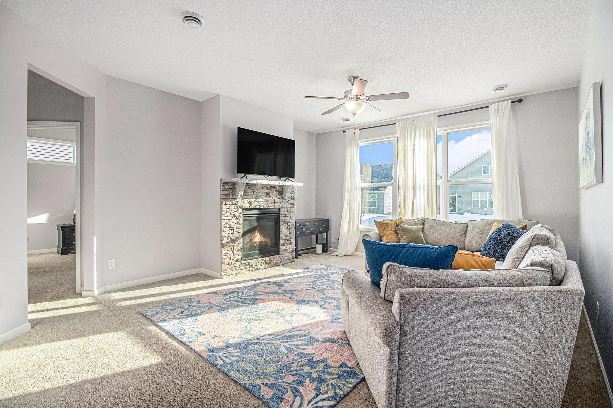 6935 91st Cove South Cottage Grove, MN 55016 - Photo 3 of 25