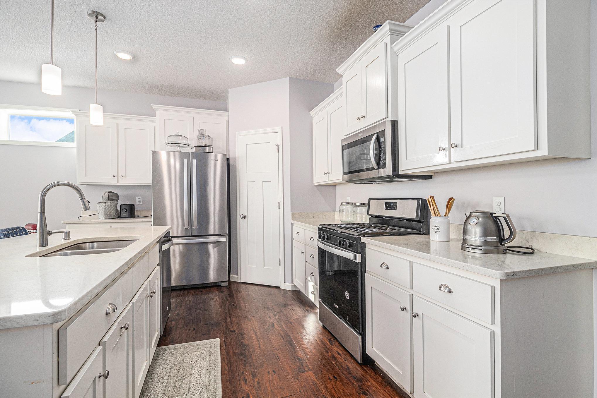 6935 91st Cove South Cottage Grove, MN 55016 - Photo 8 of 25