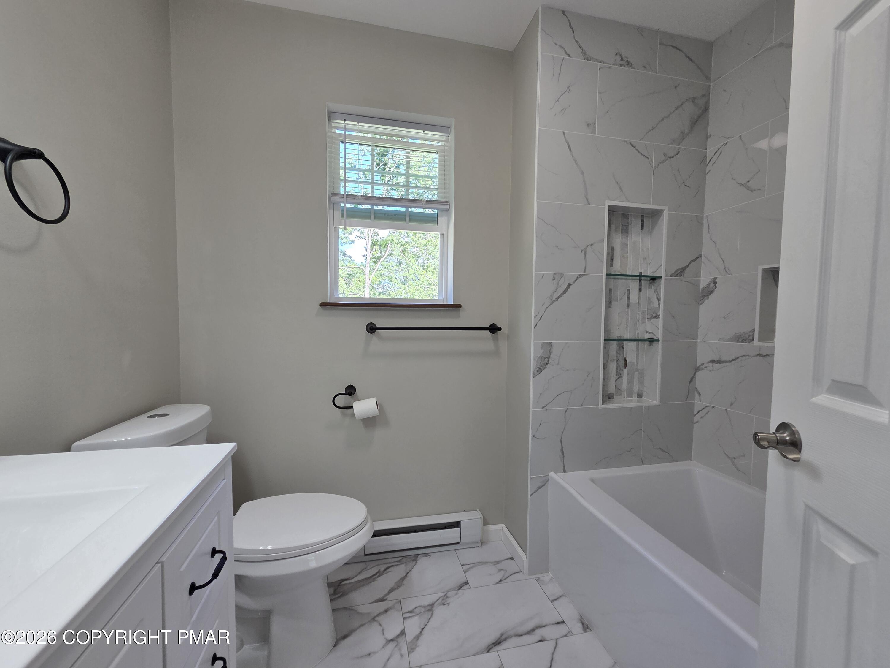 2149 Valleyview Drive Bushkill, PA 18324 - Photo 9 of 17 Main bath