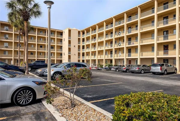$115,000 | 3564 Lake Bayshore Drive, Unit K203, Bradenton, FL 34205