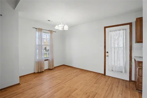 $280,000 | 350 North Cottonwood Street, Gardner, KS 66030