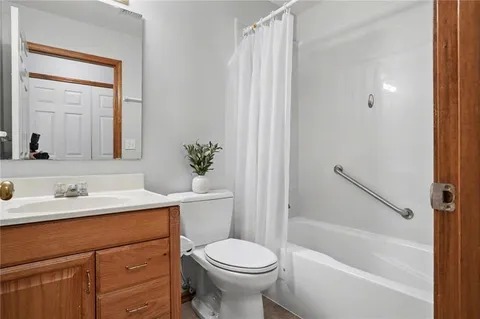 $280,000 | 350 North Cottonwood Street, Gardner, KS 66030