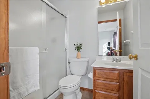 $280,000 | 350 North Cottonwood Street, Gardner, KS 66030