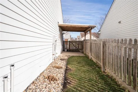 $280,000 | 350 North Cottonwood Street, Gardner, KS 66030