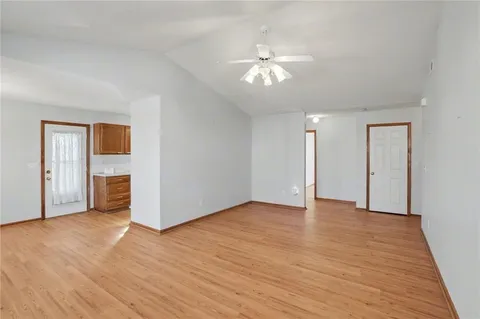 $280,000 | 350 North Cottonwood Street, Gardner, KS 66030