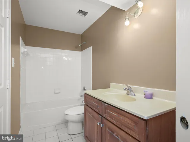 $899,999 | 14406 Autumn Branch Terrace, Boyds, MD 20841