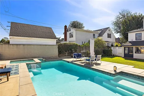$1,999,000 | 3930 Myrtle Avenue, Long Beach, CA 90807