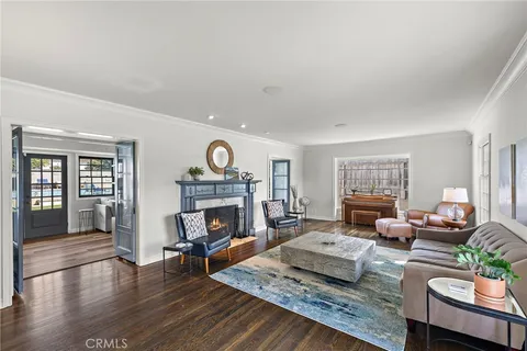 $1,999,000 | 3930 Myrtle Avenue, Long Beach, CA 90807