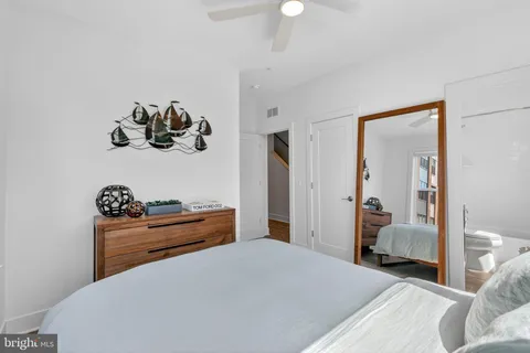 $1,249,000 | 3301 Woodland Phlox Street, Rockville, MD 20852