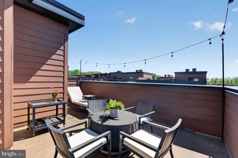 $1,249,000 | 3301 Woodland Phlox Street, Rockville, MD 20852