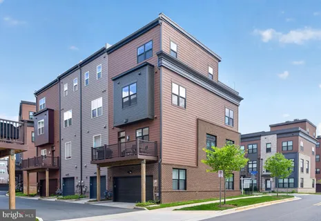$1,249,000 | 3301 Woodland Phlox Street, Rockville, MD 20852