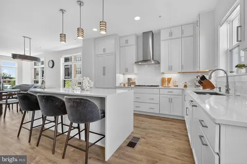 $1,249,000 | 3301 Woodland Phlox Street, Rockville, MD 20852