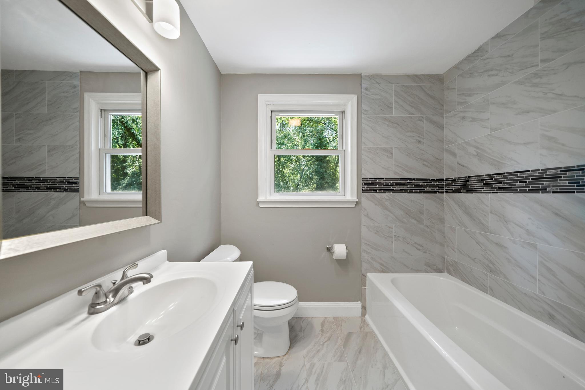 1306 Providence Road Secane, PA 19018 - Photo 18 of 23