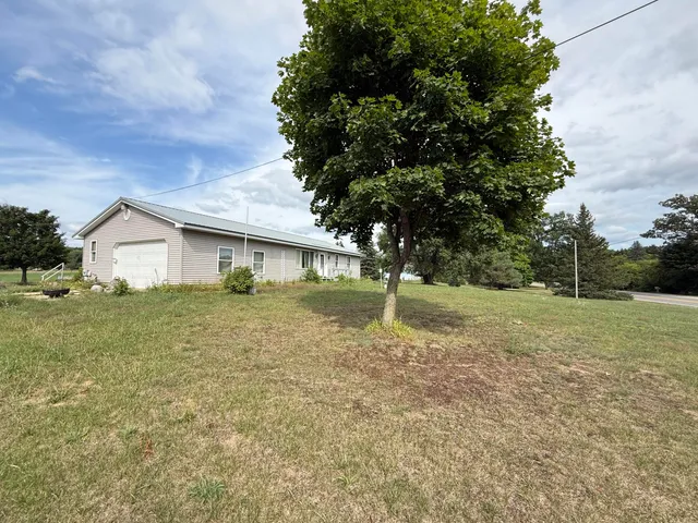 $240,000 | 17474 15 Mile Road, Big Rapids, MI 49307