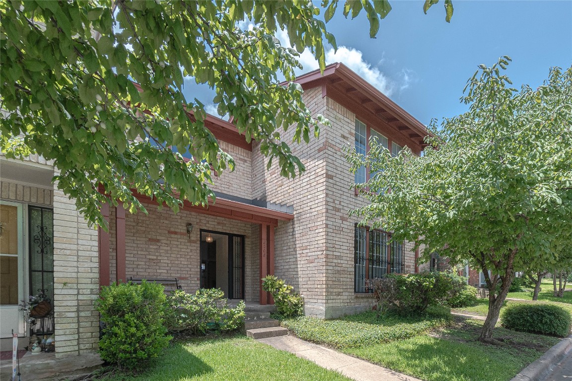 2008 Sandberg Drive Austin, TX 78752 - Photo 1 of 1