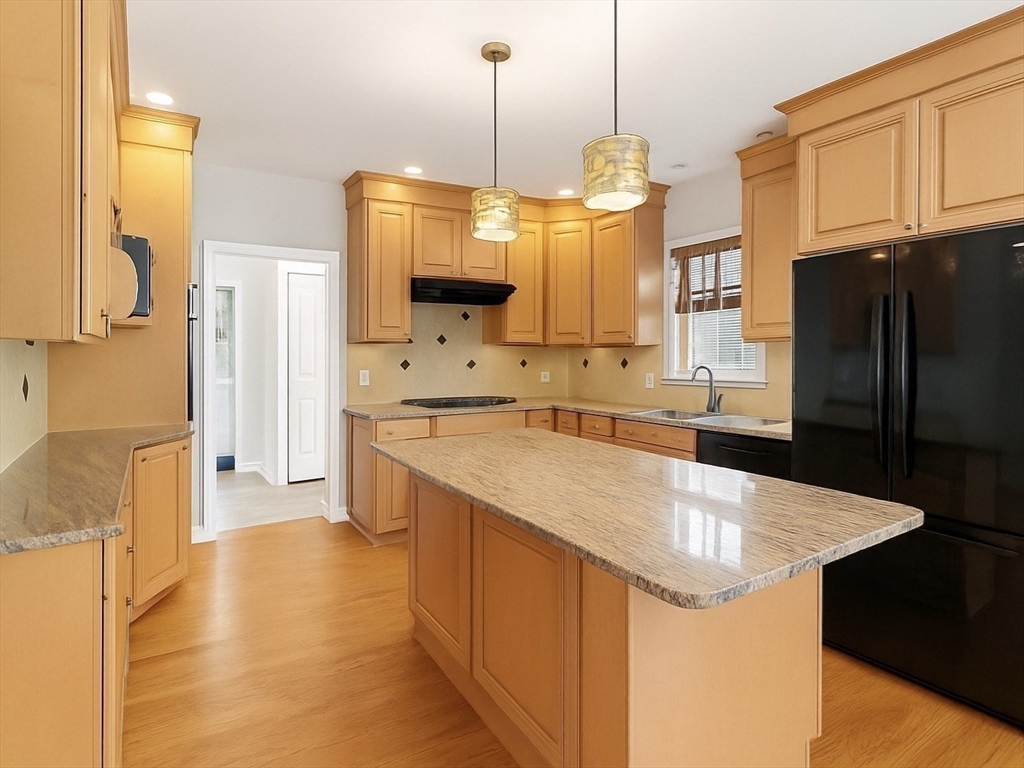 379 Hunnewell Street, Unit 379 Needham, MA 02494 - Photo 6 of 14