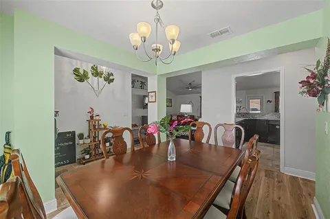$374,900 | 1621 Doves View Circle, Auburndale, FL 33823
