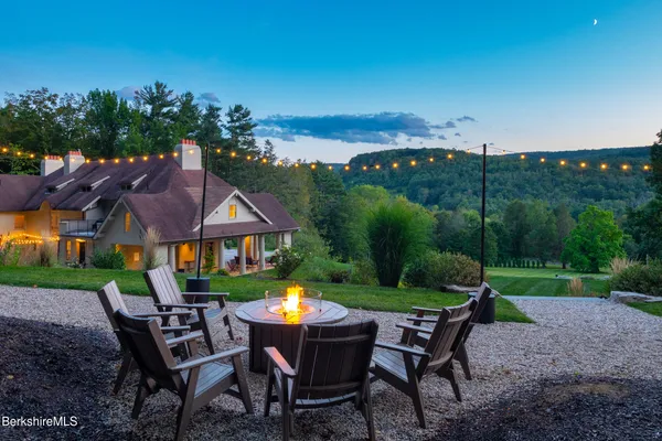 $4,300,000 | 8 Webster Road, Tyringham, MA 01264