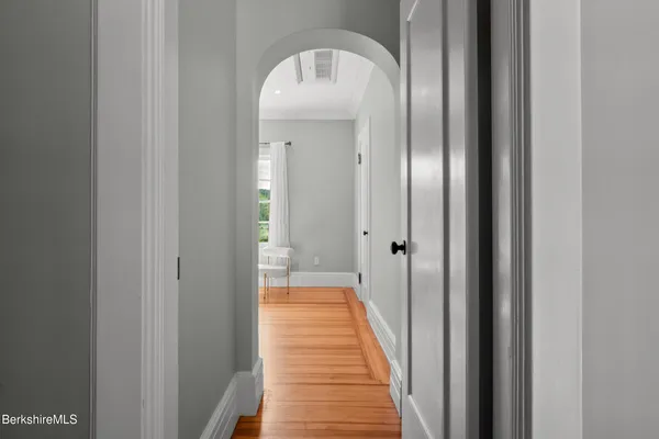 $4,300,000 | 8 Webster Road, Tyringham, MA 01264