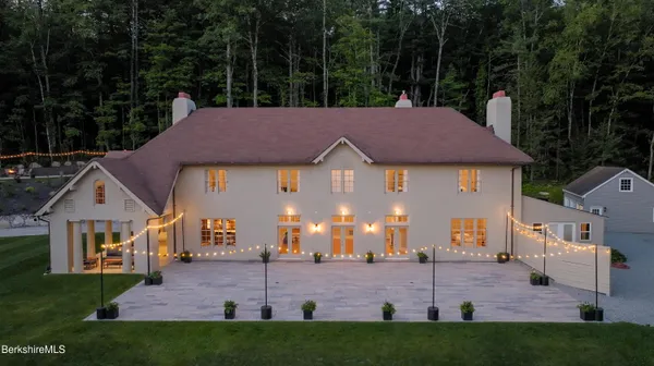 $4,300,000 | 8 Webster Road, Tyringham, MA 01264