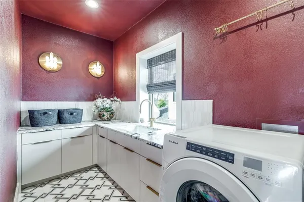 $9,000 | 9831 Lakemont Drive, Dallas, TX 75220