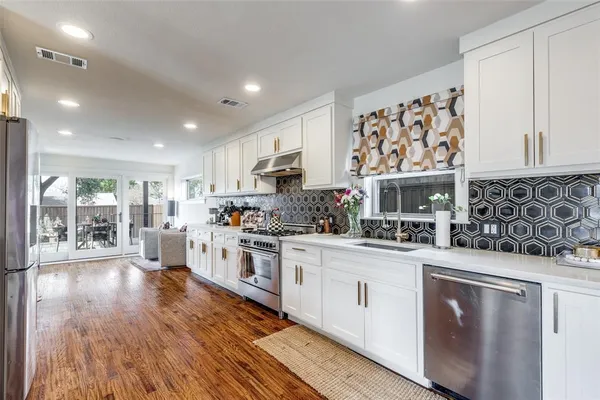 $9,000 | 9831 Lakemont Drive, Dallas, TX 75220