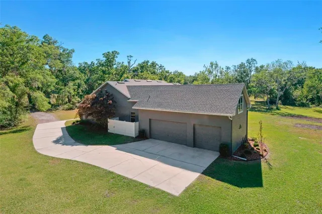 $950,000 | 6970 Catherine Drive, Lakeland, FL 33810