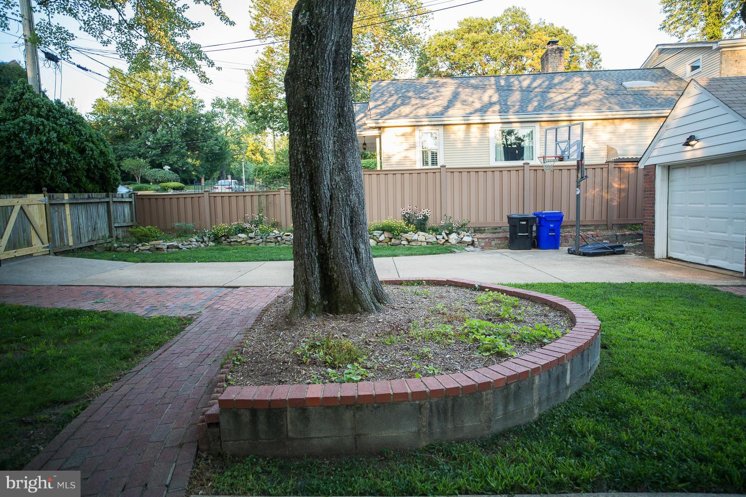 1623 North Glebe Road Arlington, VA 22207 - Photo 25 of 28 Exterior (General)