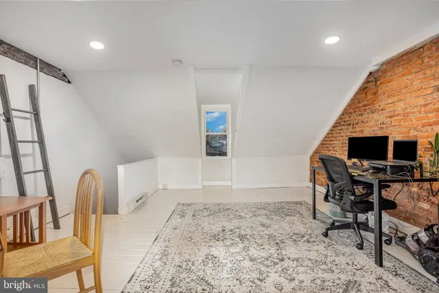 $269,900 | 451 South Plum Street, Lancaster, PA 17602