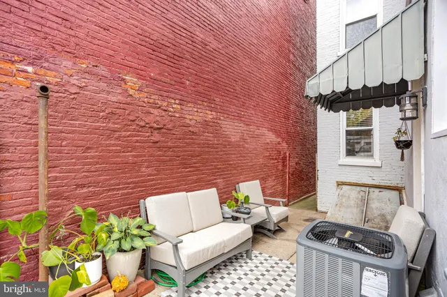 $269,900 | 451 South Plum Street, Lancaster, PA 17602