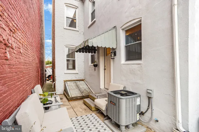 $269,900 | 451 South Plum Street, Lancaster, PA 17602