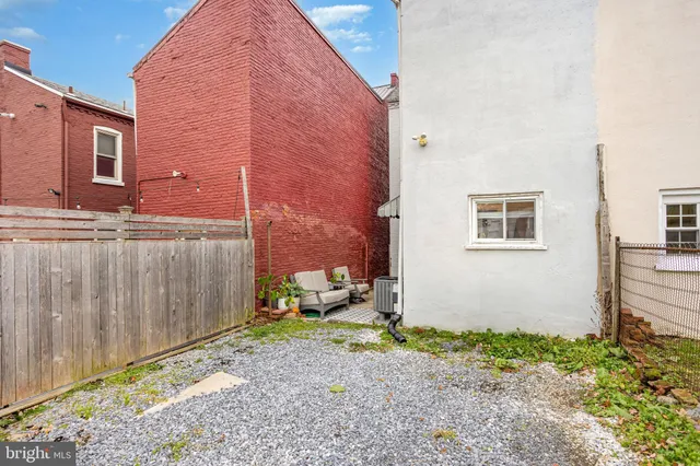 $269,900 | 451 South Plum Street, Lancaster, PA 17602