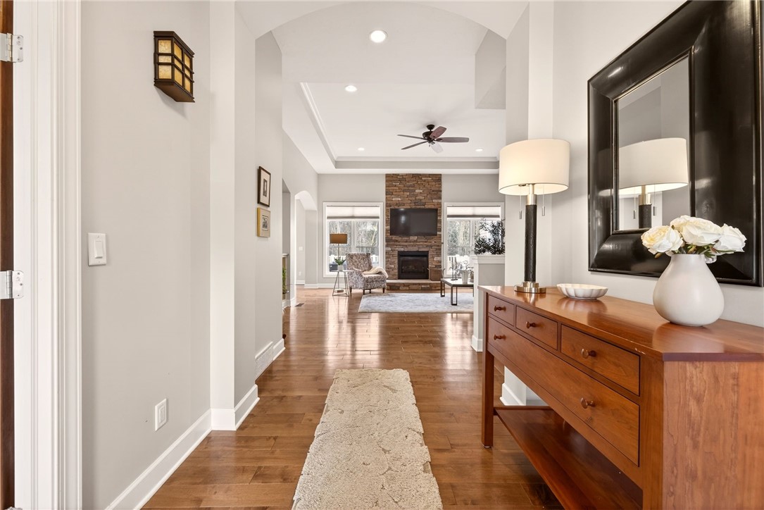 170 Fellows Road Penfield, NY 14450 - Photo 4 of 44