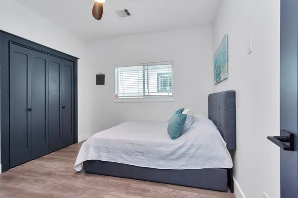 $2,550 | 4209 New Orleans Street, Unit A, Houston, TX 77020
