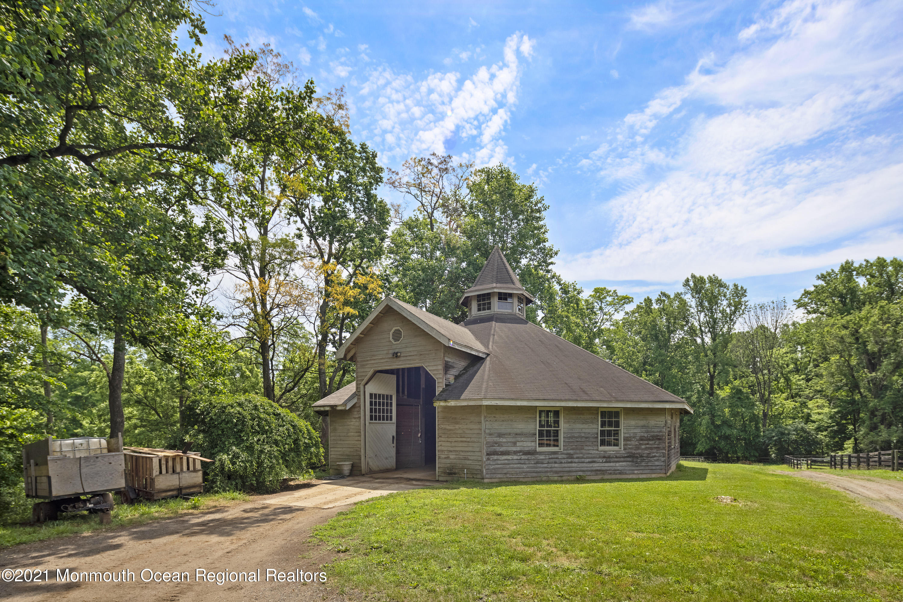 43 Hill Road Allentown, NJ 08501 - Photo 7 of 56 JON_8561