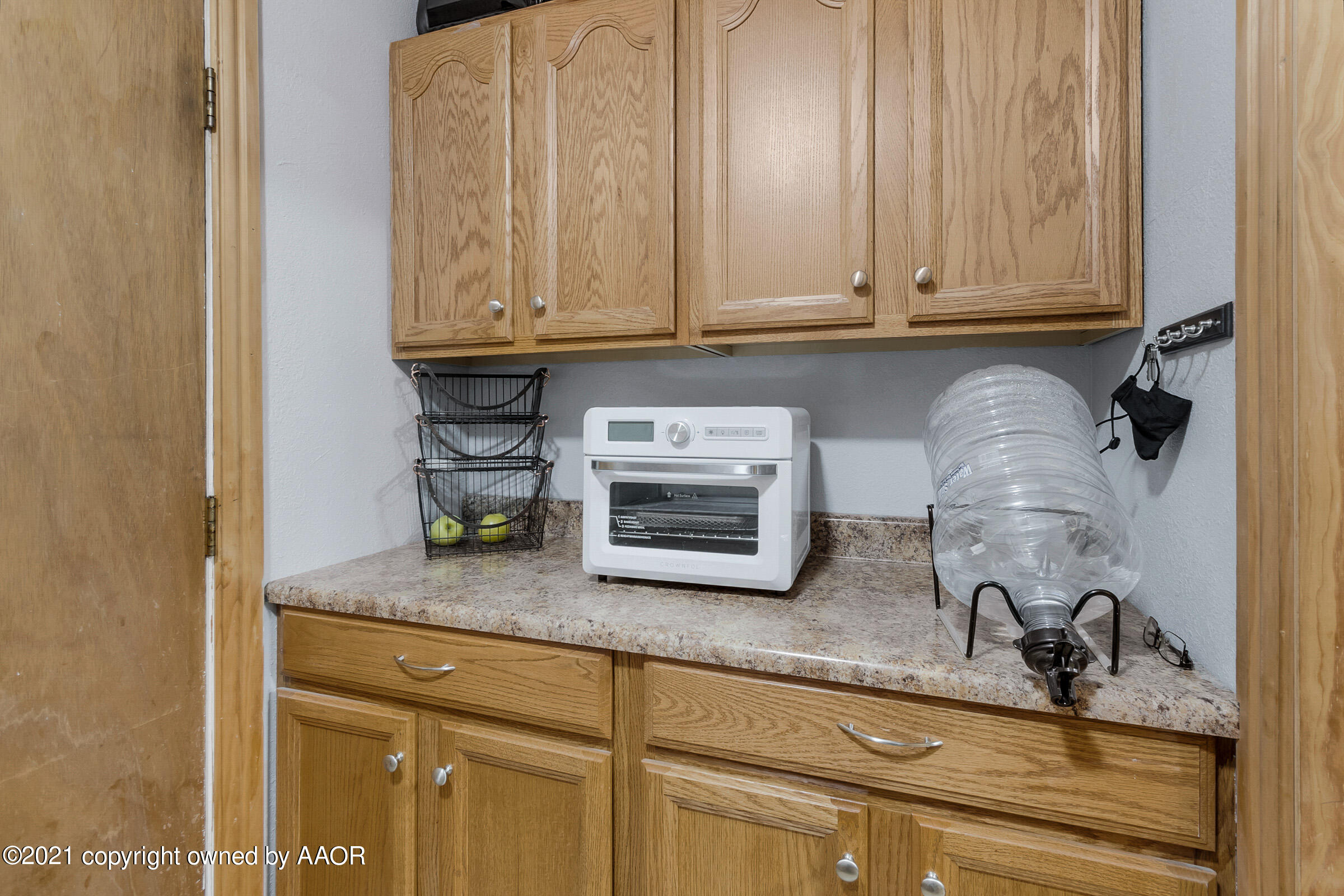 5112 McCarty Boulevard Amarillo, TX 79110 - Photo 17 of 20 018_Utility Room 2
