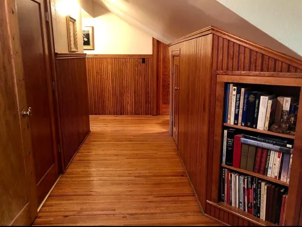 $239,900 | 1001 South Locust Street, Clarksville, TX 75426