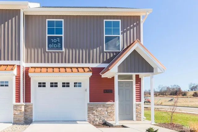 $243,500 | 8311 South Prestwick Drive, Newberry, IN 47449