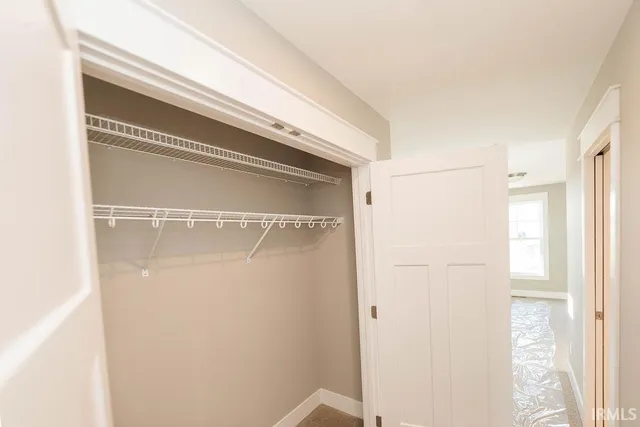 $243,500 | 8311 South Prestwick Drive, Newberry, IN 47449