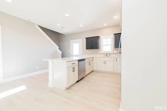 $243,500 | 8311 South Prestwick Drive, Newberry, IN 47449