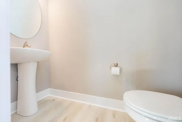 $243,500 | 8311 South Prestwick Drive, Newberry, IN 47449