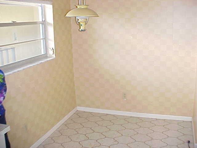 23305 Barwood Lane North, Unit 406 Boca Raton, FL 33428 - Photo 2 of 12 MVC-849S