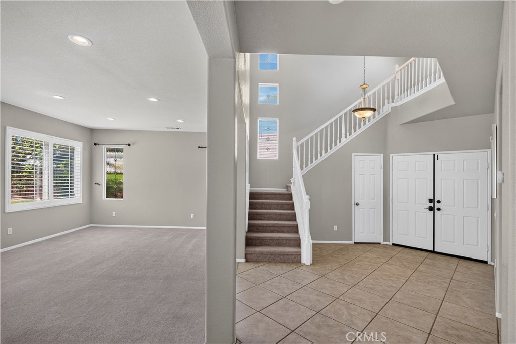 12611 Avocado Way Riverside, CA 92503 - Photo 7 of 62 Gallery Image 7