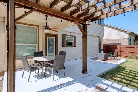a house view with a outdoor space