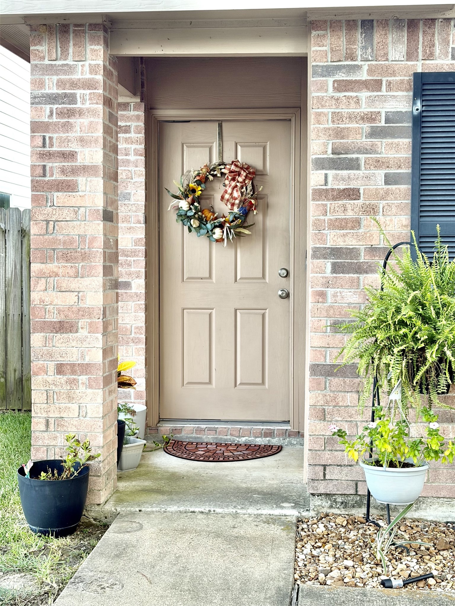 5211 Roth Forest Lane Spring, TX 77389 - Photo 2 of 7 Gallery Image 2