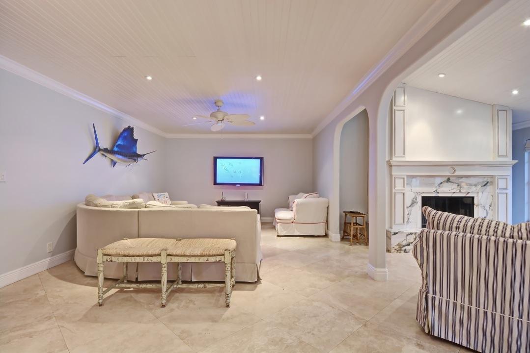 1131 Southwest 20th Street Boca Raton, FL 33486 - Photo 31 of 42 Large Family Room