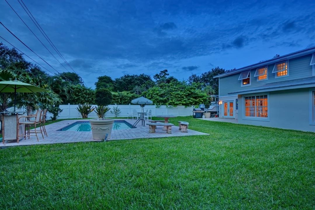 1131 Southwest 20th Street Boca Raton, FL 33486 - Photo 39 of 42 Large Yard