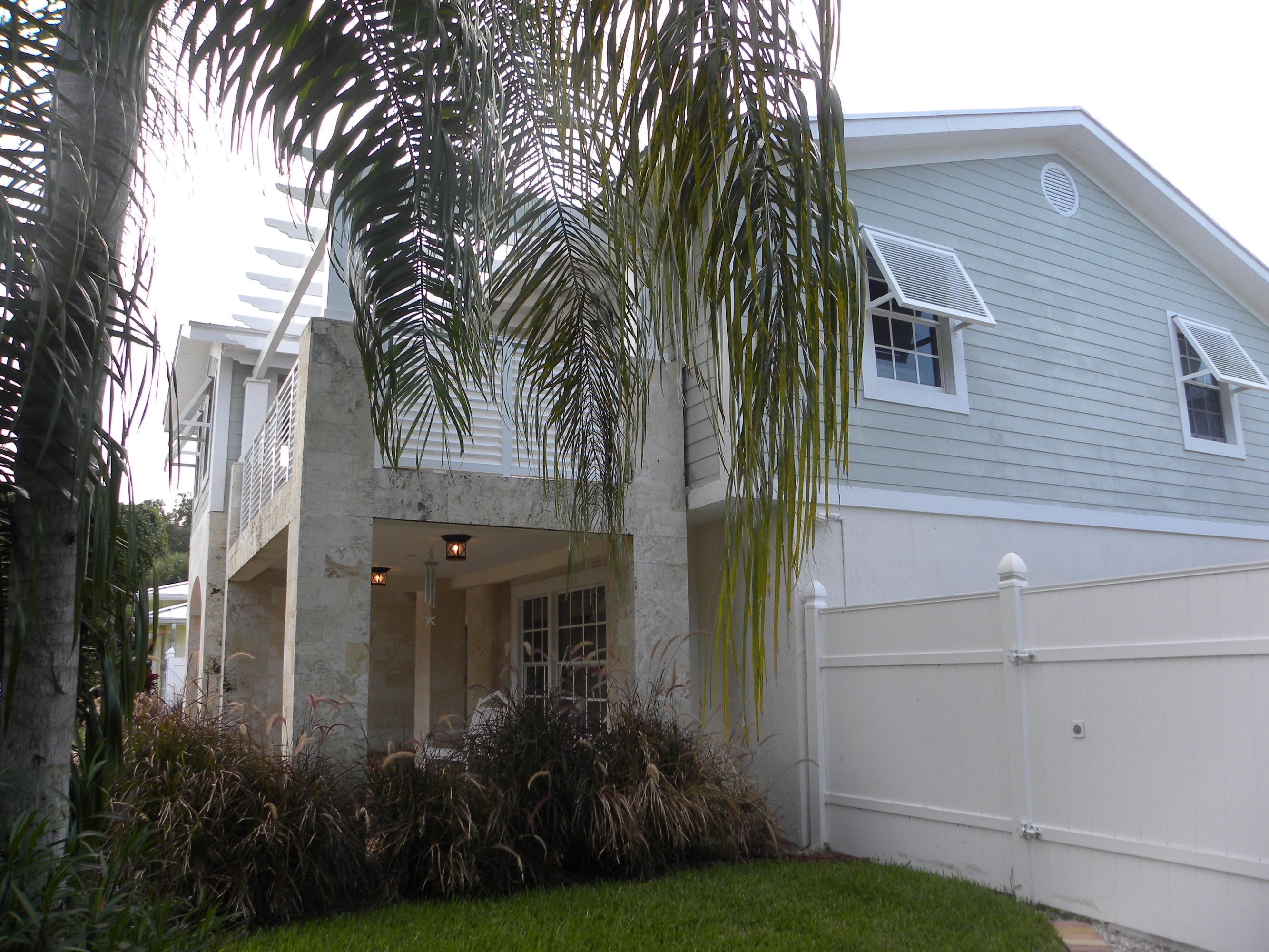 1131 Southwest 20th Street Boca Raton, FL 33486 - Photo 7 of 42 Side View